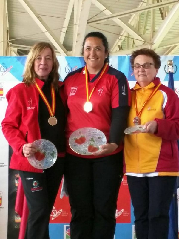 Tres Medallas "al aire libre"
